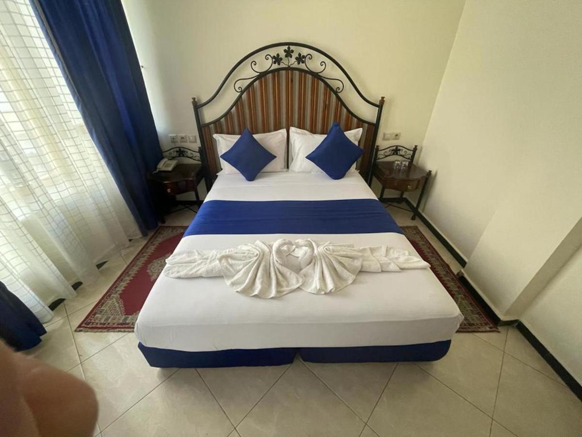 Perla Hotel Fes Exterior photo